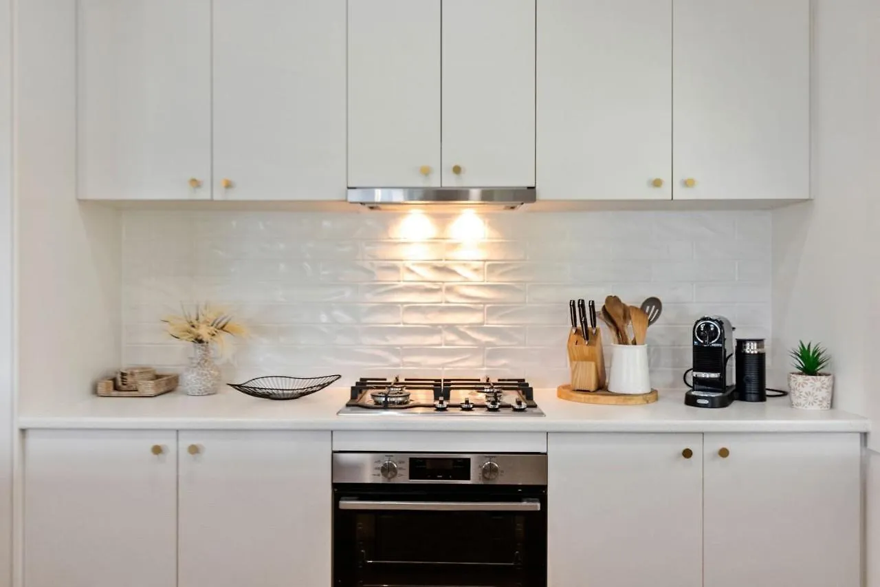 By The Beach 2 Beach Side 3 Bedroom 2 Bathroom Home Alexandra Headland Avustralya